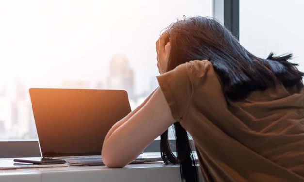 Experto destaca la importancia de cuidar la salud mental en el ámbito laboral para tener una vida equilibrada y plena dentro y fuera del trabajo