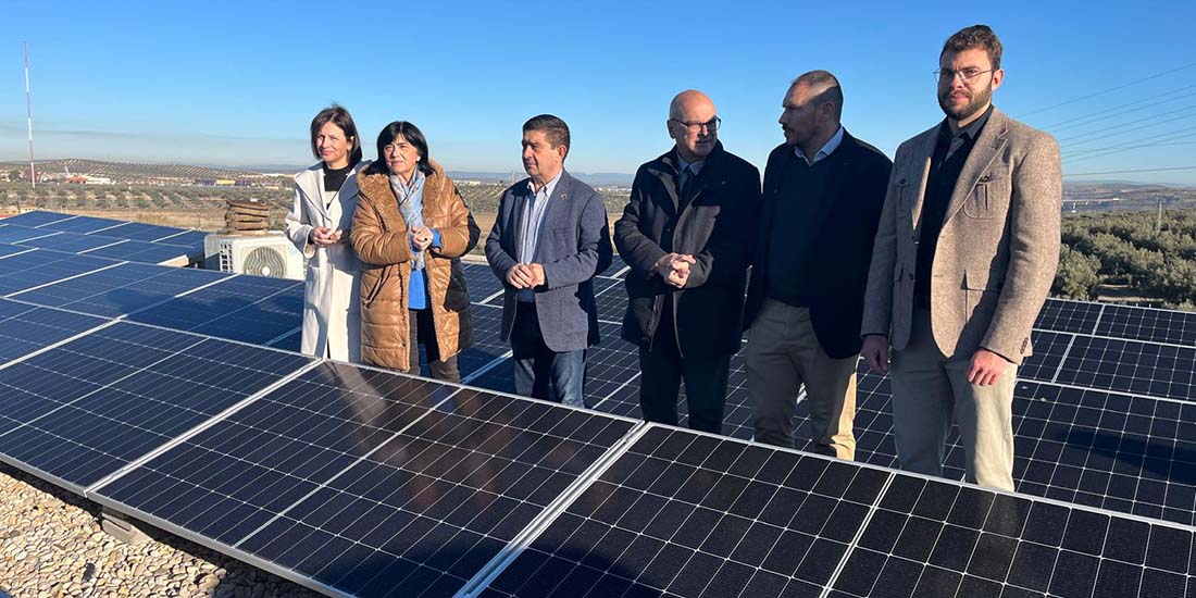 Diputación instala placas solares fotovoltaicas en sus centros asistenciales con una inversión superior a los 400.000 euros